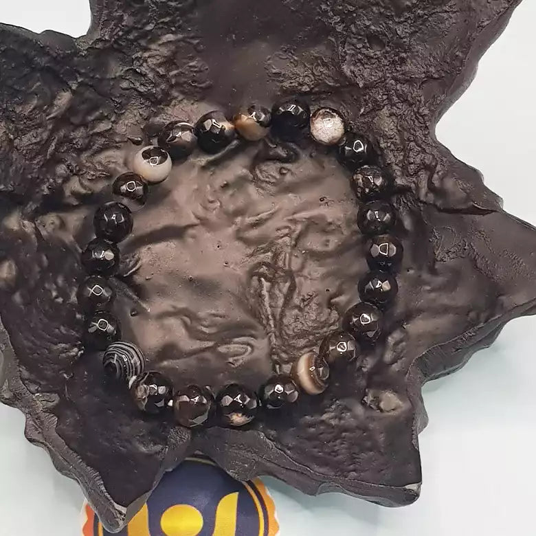 Black Banded Agate Onyx Diamond Cut Bracelet