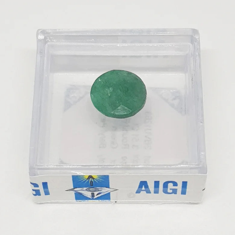 Emerald Gemstone - 3.92 Carat
